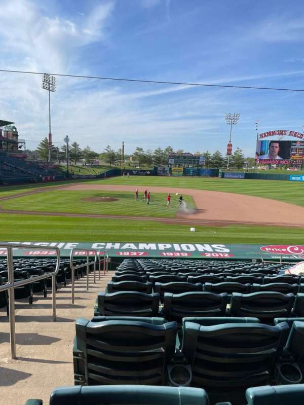 Hammons Field, bloc: D, rangée: 19, place: 21