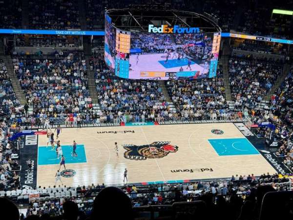 FedEx Forum, bloc: 207, rangée: Q, place: 2