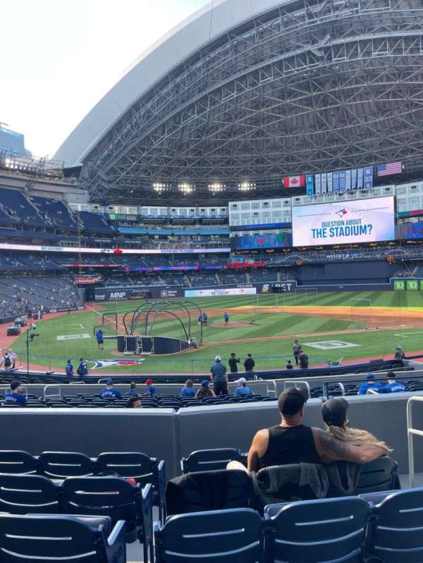 Rogers Centre, bloc: 122, rangée: 6, place: 3