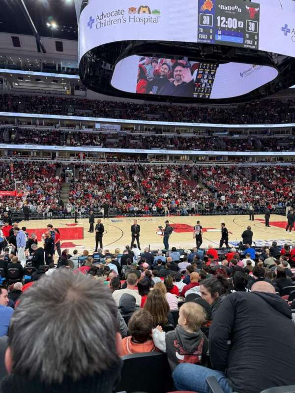United Center, bloc: 101, rangée: 11, place: 17