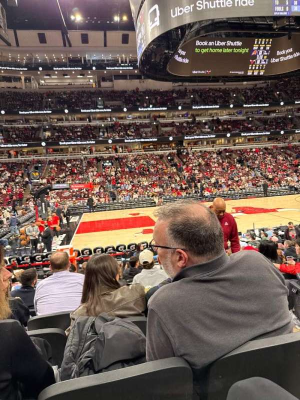 United Center, bloc: 102, rangée: 10, place: 2