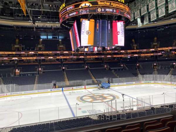 TD Garden, bloc: 143, rangée: F, place: 9
