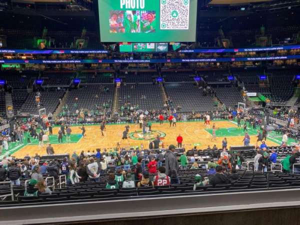 TD Garden, bloc: 111, rangée: C, place: 10