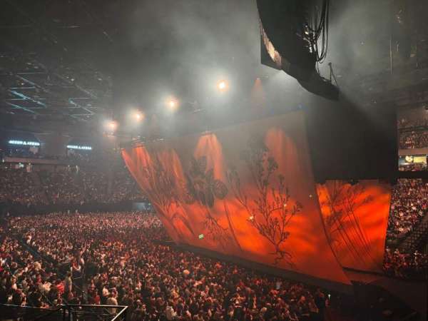 Accor Arena, bloc: Gradin H, rangée: 12, place: 22