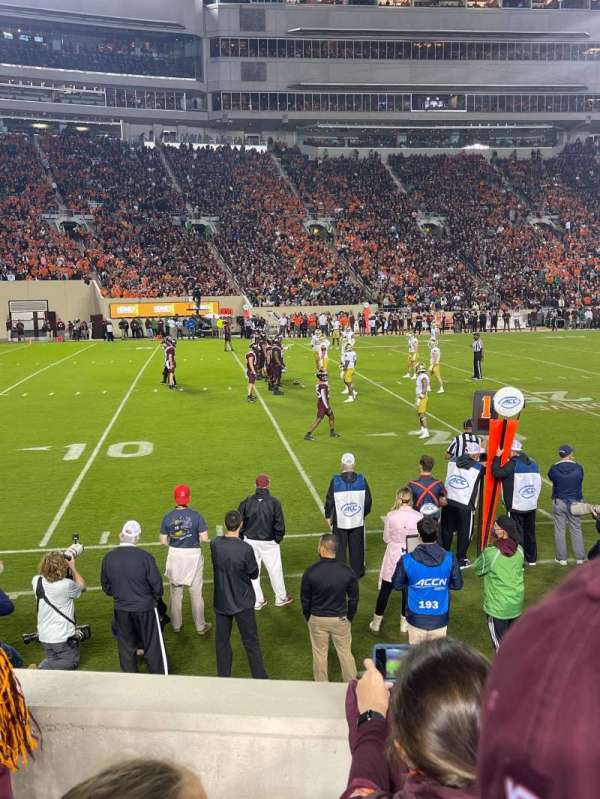 Lane Stadium, bloc: 134, rangée: J, place: 8
