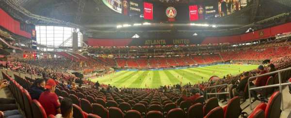 Mercedes-Benz Stadium, bloc: C130, rangée: 29, place: 4