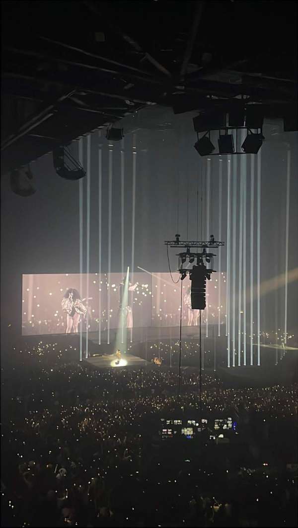 Paris La Défense Arena, bloc: 408, rangée: 45, place: 20