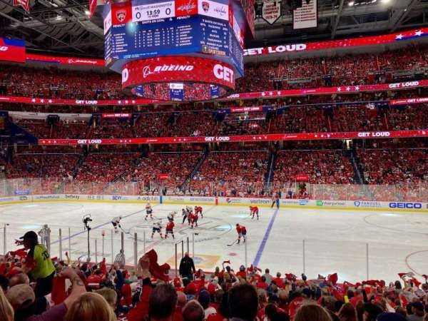 Capital One Arena, bloc: 112, rangée: S, place: 7