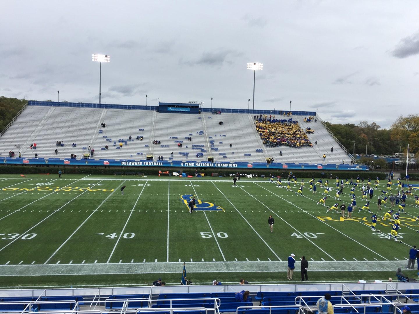 Delaware Stadium Bloc D Rangée R Place 23