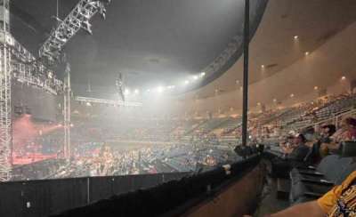 Blaisdell Arena bloc Loge 10
