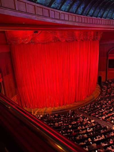 O Theatre bloc 300