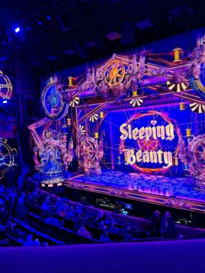 The London PALLADIUM bloc Royal Circle