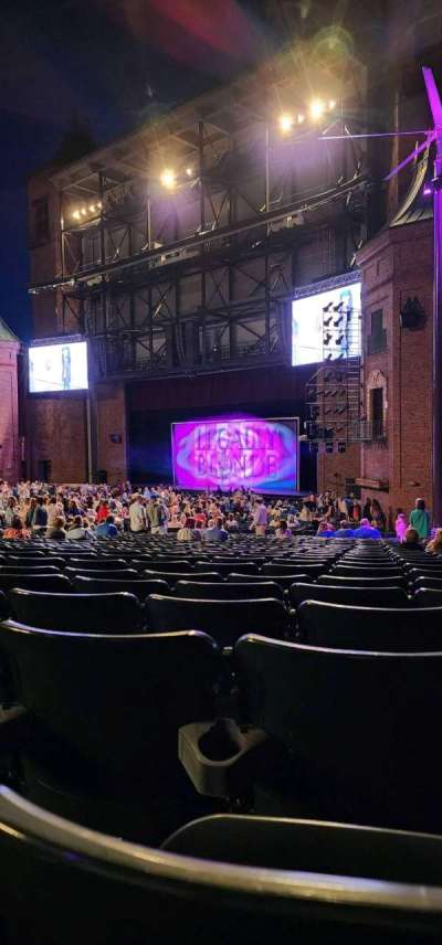 Starlight Theatre bloc Plaza 6