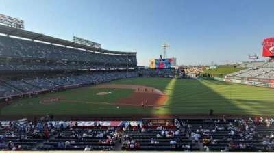 ANGEL STADIUM bloc 336