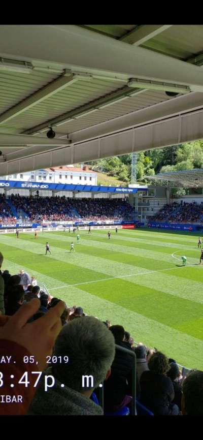 Estadio Municipal de Ipur&uacute;a