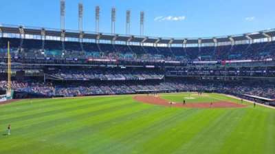 Progressive Field bloc 183
