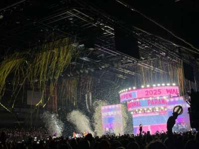 Ing arena bloc Standing Floor