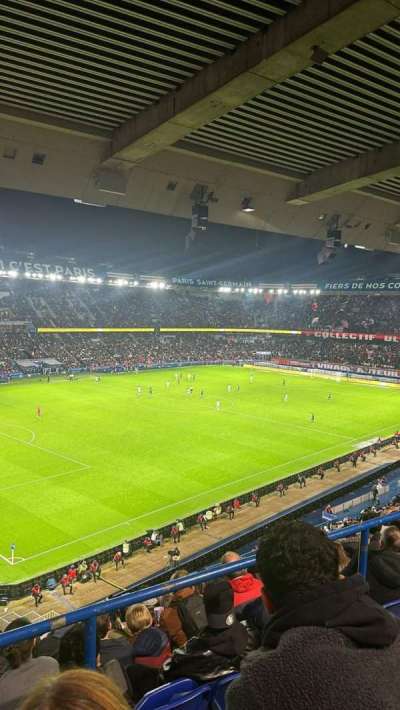 Parc des princes bloc 404