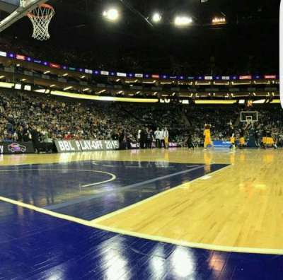 The O2, London bloc Courtside B2