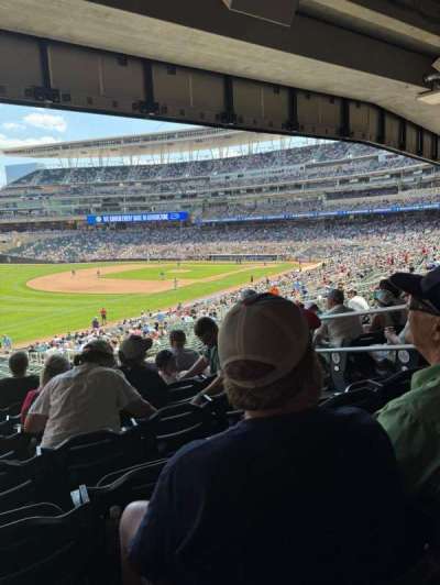 Target Field bloc 125