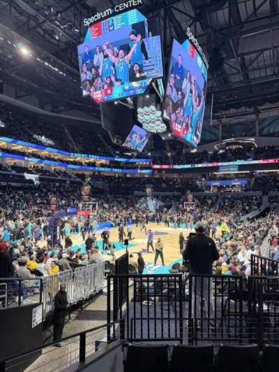 Spectrum Center bloc 117