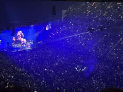 The O2, London bloc 407