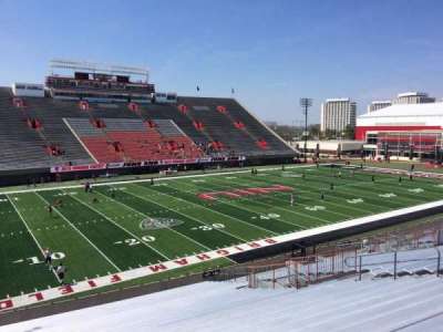 Huskie Stadium bloc P