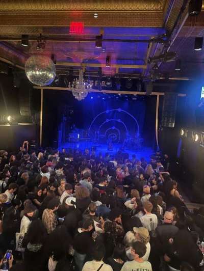 Irving Plaza bloc TABLE 1