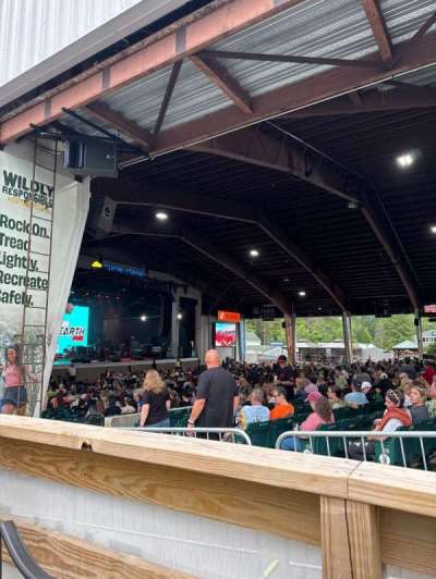 BankNH Pavilion bloc FAN DECK