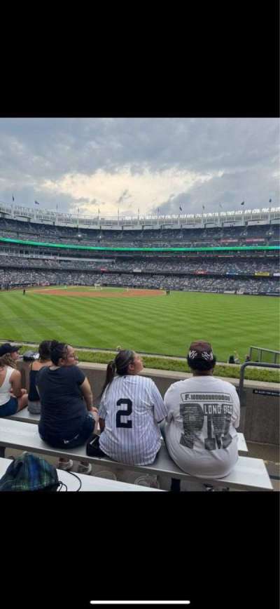 Yankee stadium bloc 203