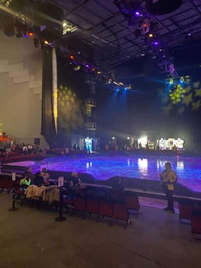 First Direct Bank Arena bloc 105